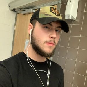 Meet your Posher, Giovanni